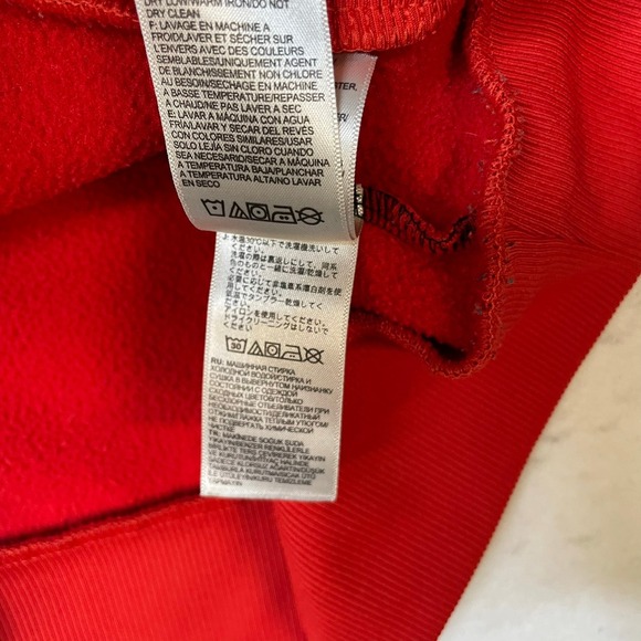 The North Face Pullover Hoodie Mens M Black Red Logo Athletic Sweatshirt - Picture 8 of 9